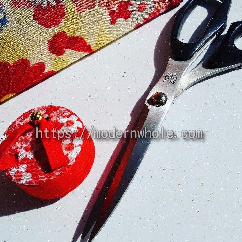 裁縫セットは嫁入り道具にもピッタリ