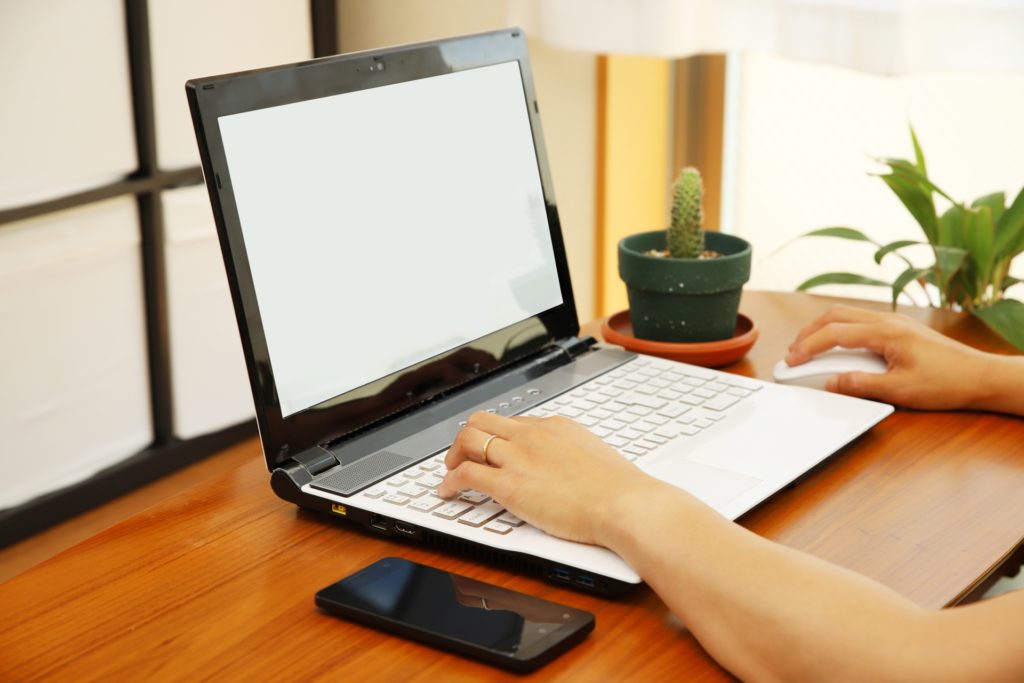 東芝のノートパソコンDynabookが安い理由｜いらないソフトが入ってないのがいい！