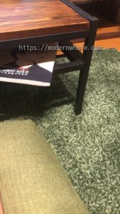 木製センターテーブルを部屋に置いてみたら瞬く間におしゃれ空間に!